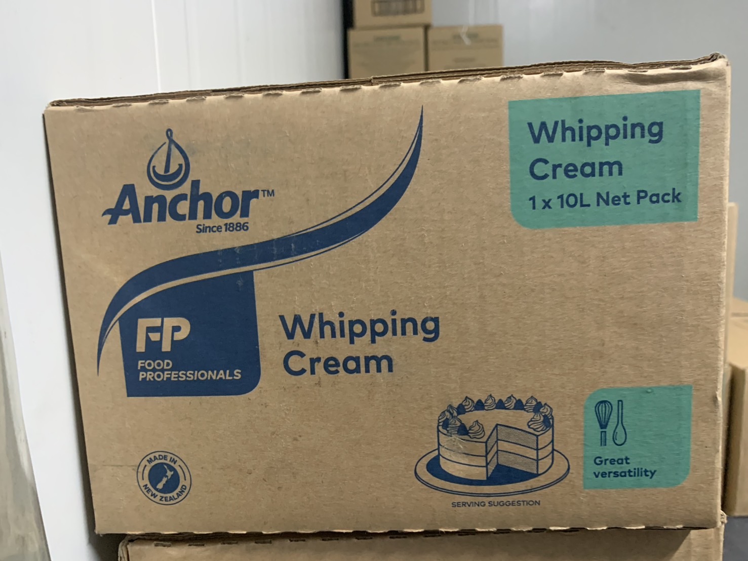 แองเคอร์  วิปปิ้งครีม 1 * 10 ลิตร (สินค้าตัวอย่าง)